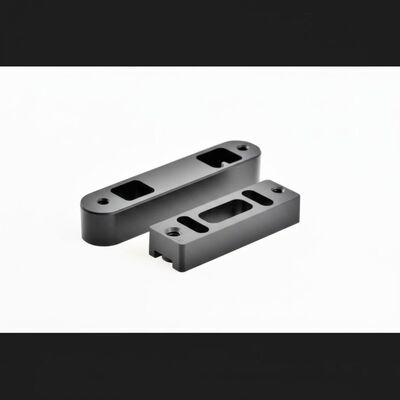 Bon prix Pièces en plastique usinées CNC personnalisables et usinées avec précision, durables, pour l'automobile et l'électronique en ligne